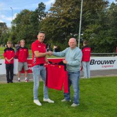 Brouwer Logistics steekt onze jeugd in nieuw jasje!